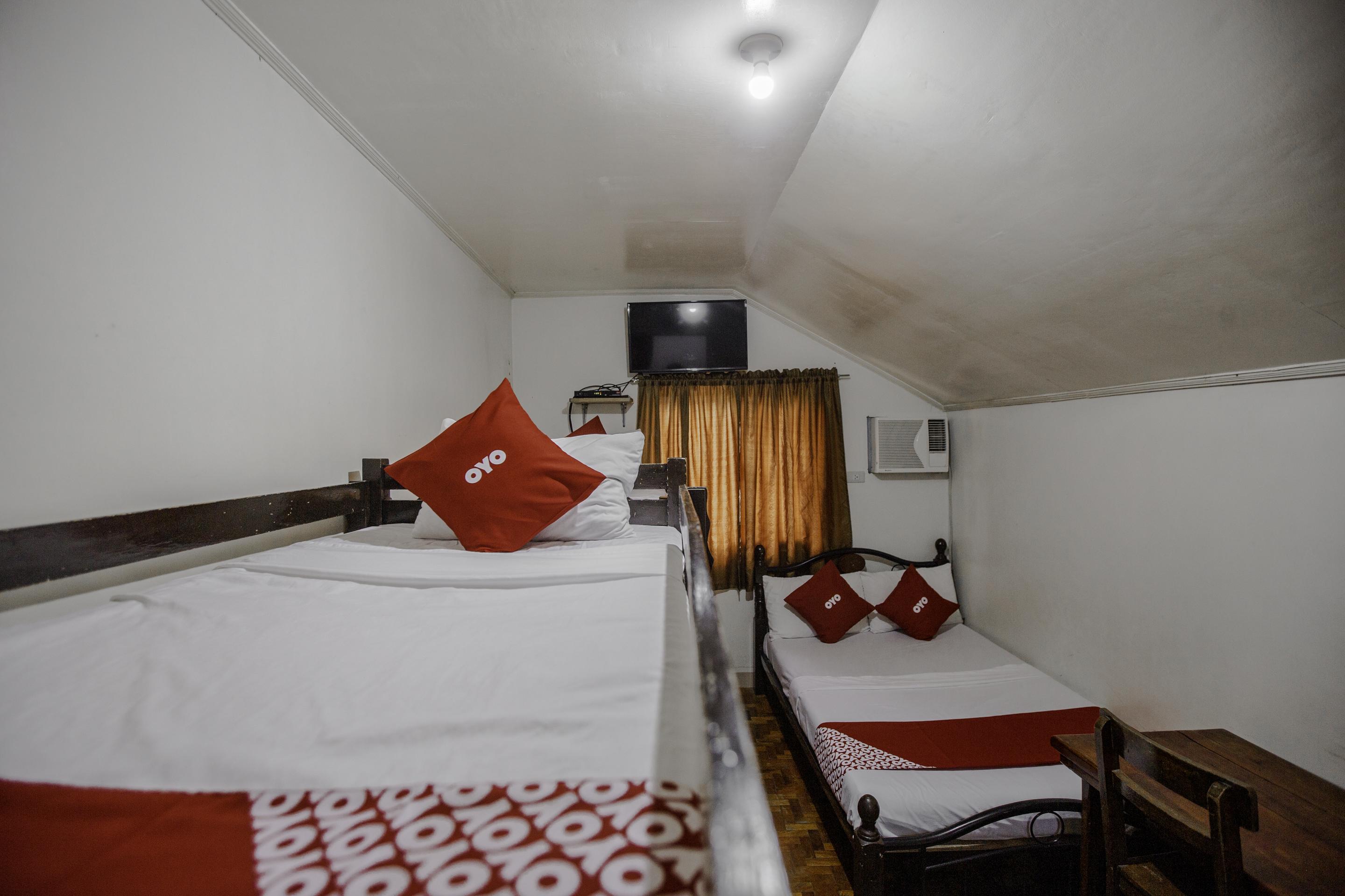 Oyo 741 Sierra Travellers Inn Tagaytay City Ngoại thất bức ảnh