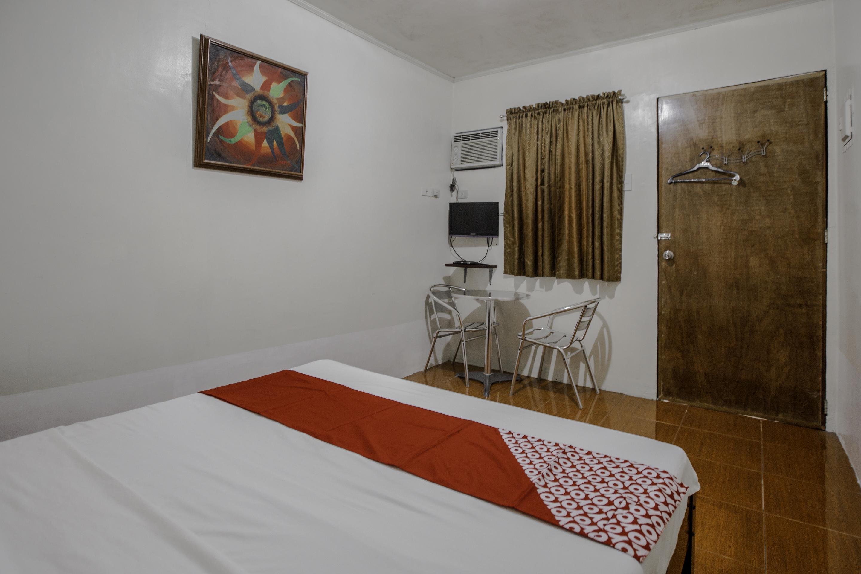 Oyo 741 Sierra Travellers Inn Tagaytay City Ngoại thất bức ảnh