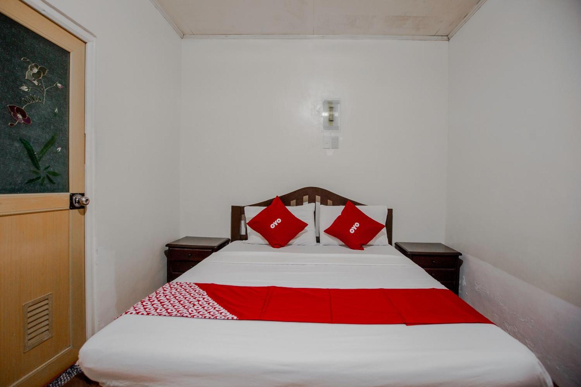 Oyo 741 Sierra Travellers Inn Tagaytay City Ngoại thất bức ảnh