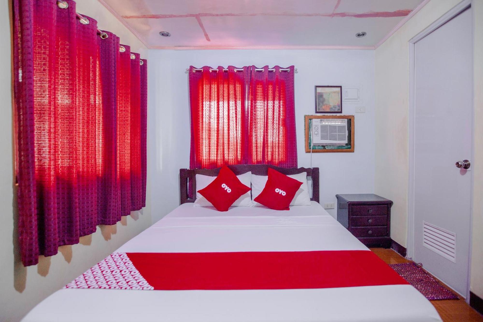 Oyo 741 Sierra Travellers Inn Tagaytay City Ngoại thất bức ảnh