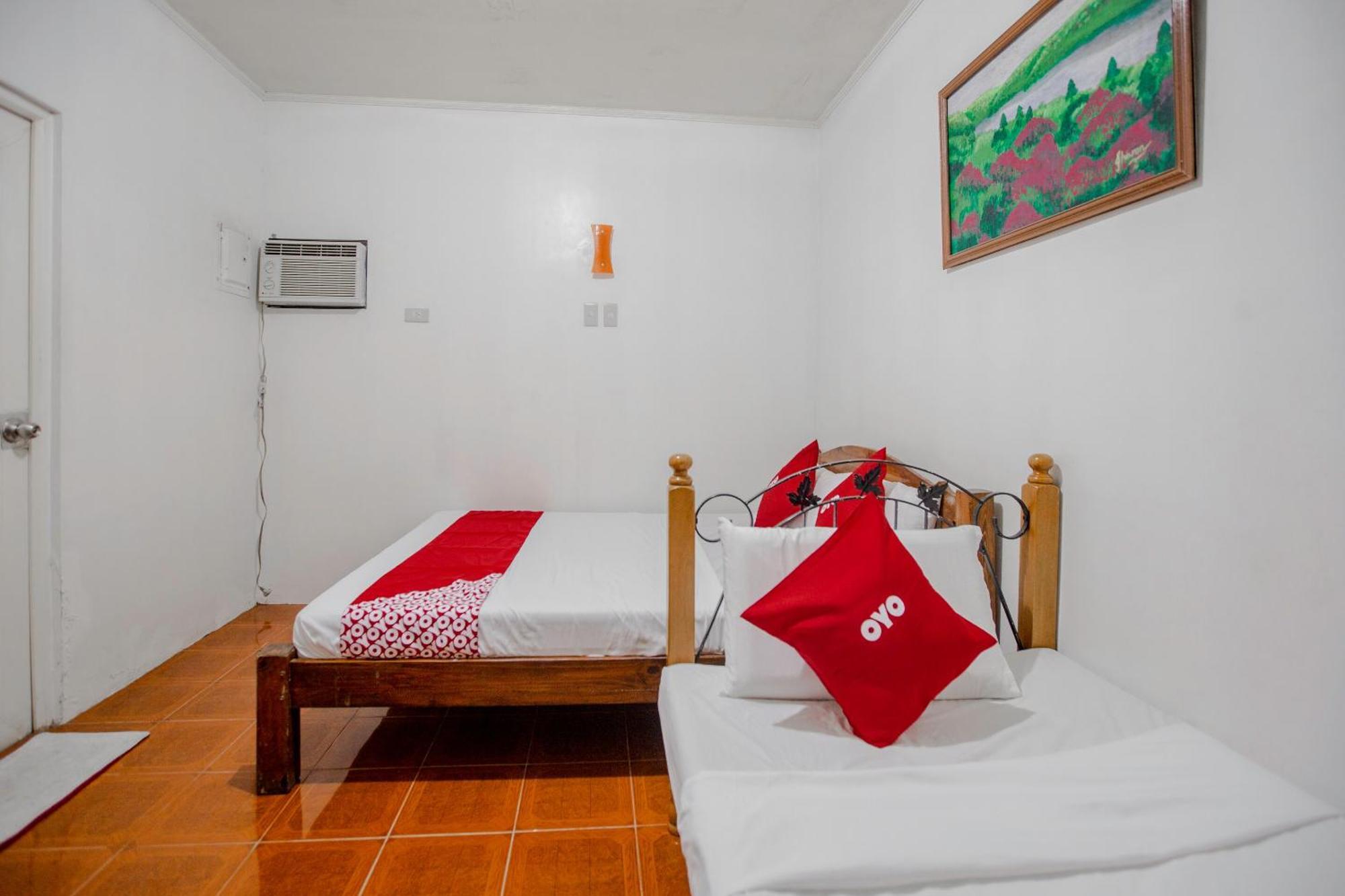 Oyo 741 Sierra Travellers Inn Tagaytay City Ngoại thất bức ảnh