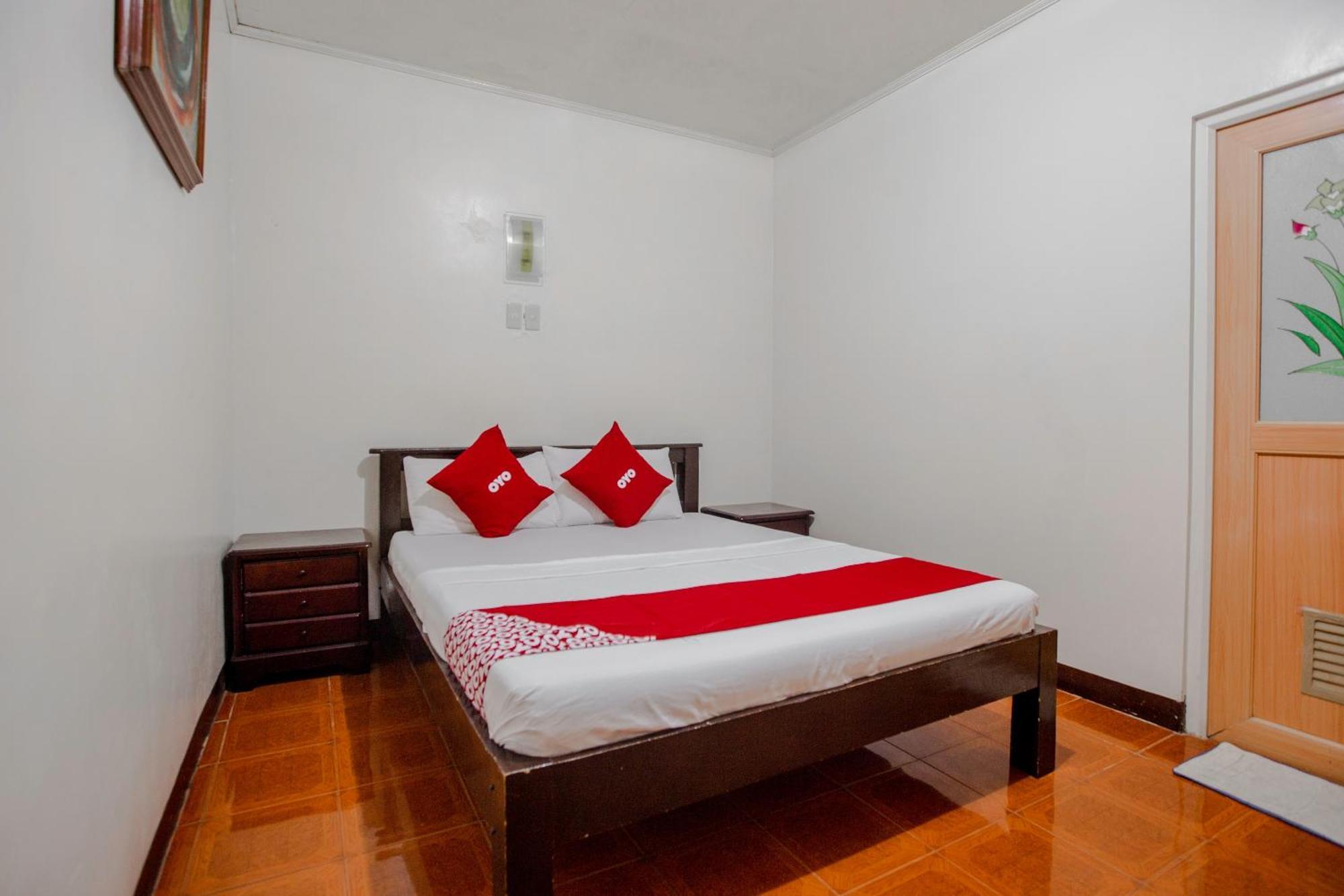 Oyo 741 Sierra Travellers Inn Tagaytay City Ngoại thất bức ảnh