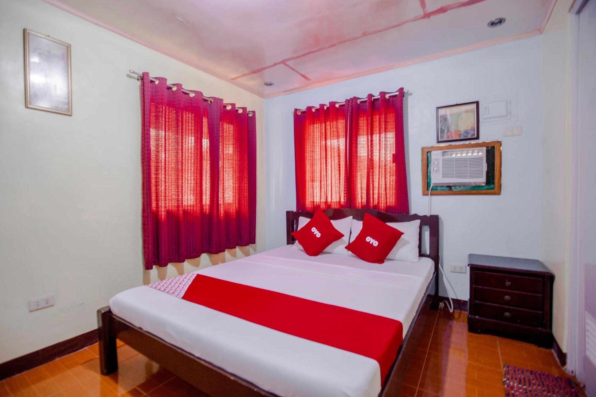 Oyo 741 Sierra Travellers Inn Tagaytay City Ngoại thất bức ảnh