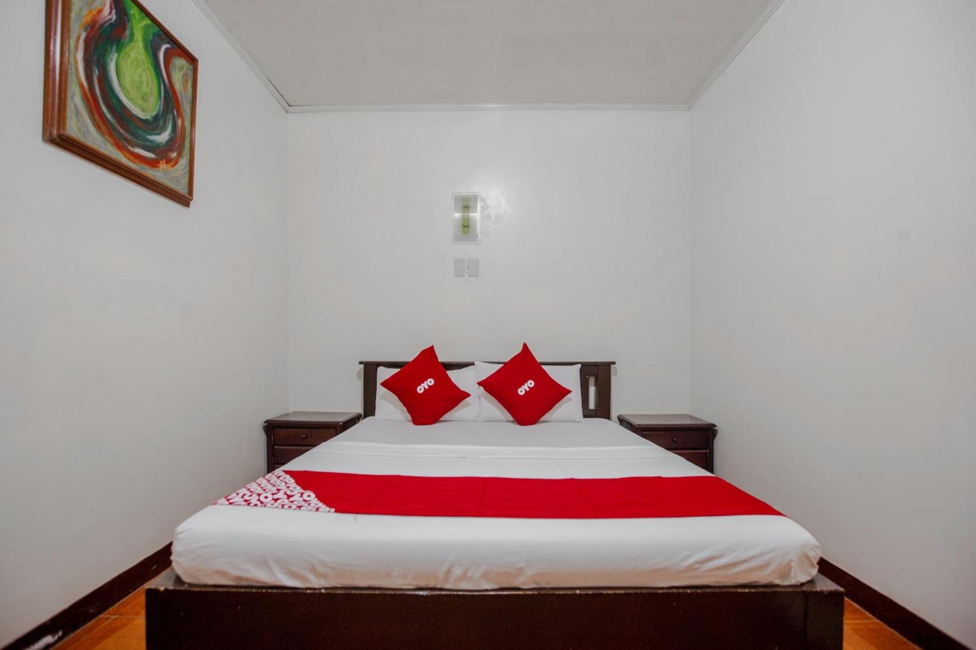 Oyo 741 Sierra Travellers Inn Tagaytay City Ngoại thất bức ảnh