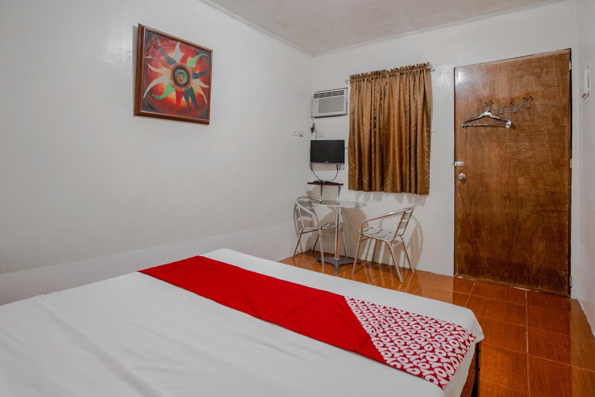 Oyo 741 Sierra Travellers Inn Tagaytay City Ngoại thất bức ảnh